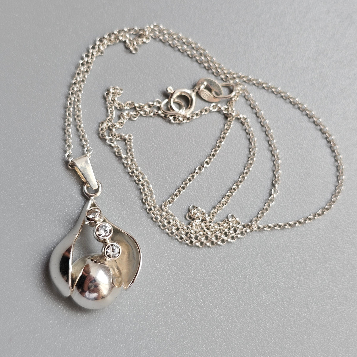 Vintage Finnish Modernist Sterling Silver White Topaz Necklace by Kultaseppä Salovaara