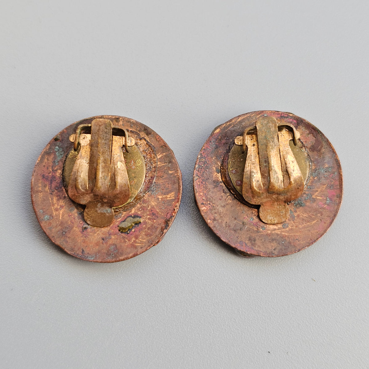 Vintage 1970s Anja Mäkinen Finnish Modernist Green Enamel Copper Clip On Earrings