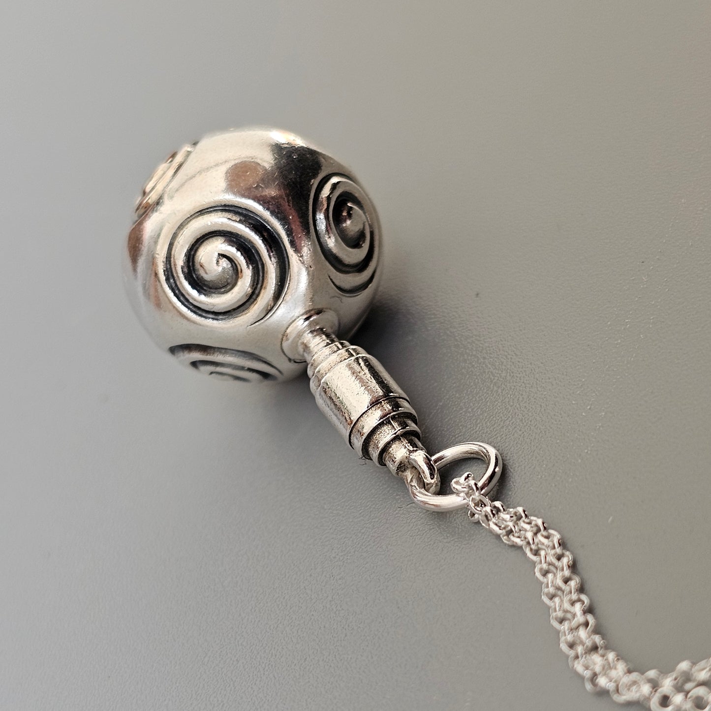 Kalevala Koru Silver Ancient Halikko Amulet Bauble Necklace Pendant 1991