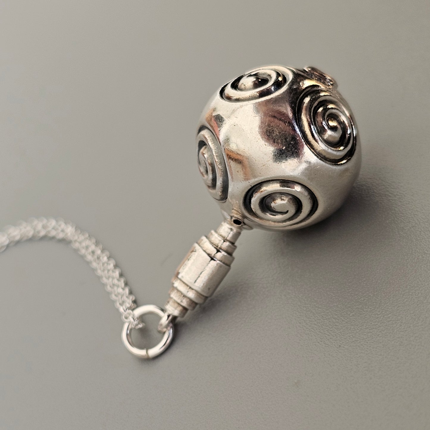 Kalevala Koru Silver Ancient Halikko Amulet Bauble Necklace Pendant 1991