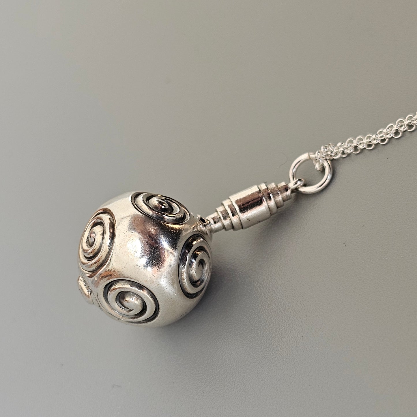 Kalevala Koru Silver Ancient Halikko Amulet Bauble Necklace Pendant 1991