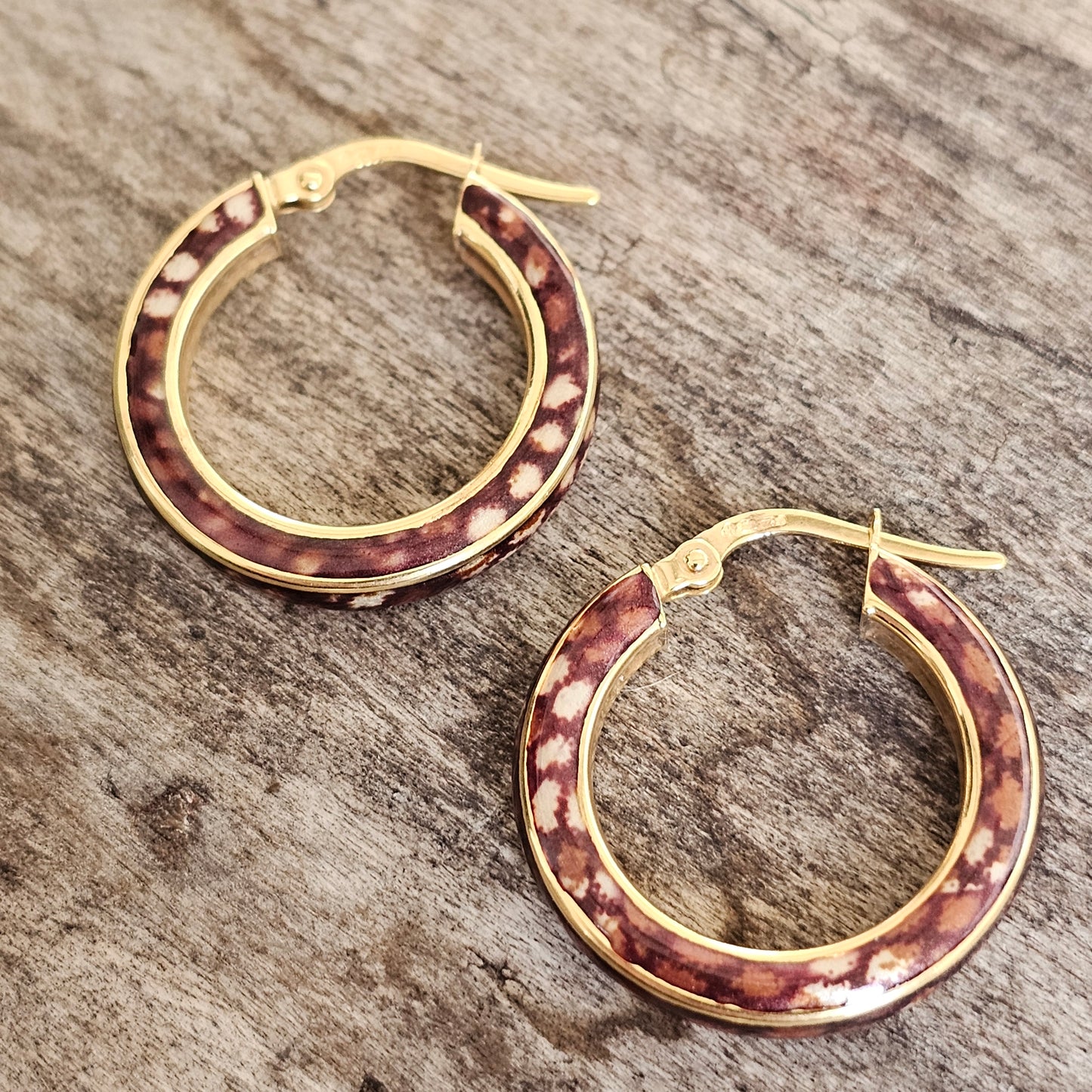 Hallmarked Italian 9ct Yellow Gold & Animal Print Enamel Hoop Earrings 20mm