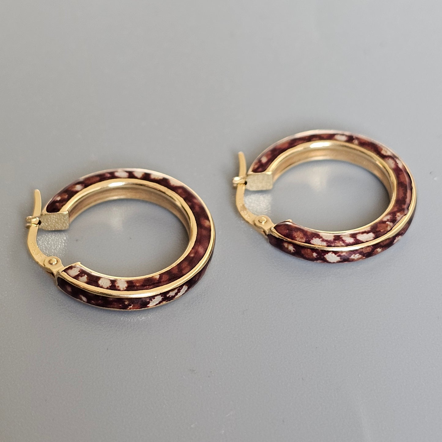 Hallmarked Italian 9ct Yellow Gold & Animal Print Enamel Hoop Earrings 20mm