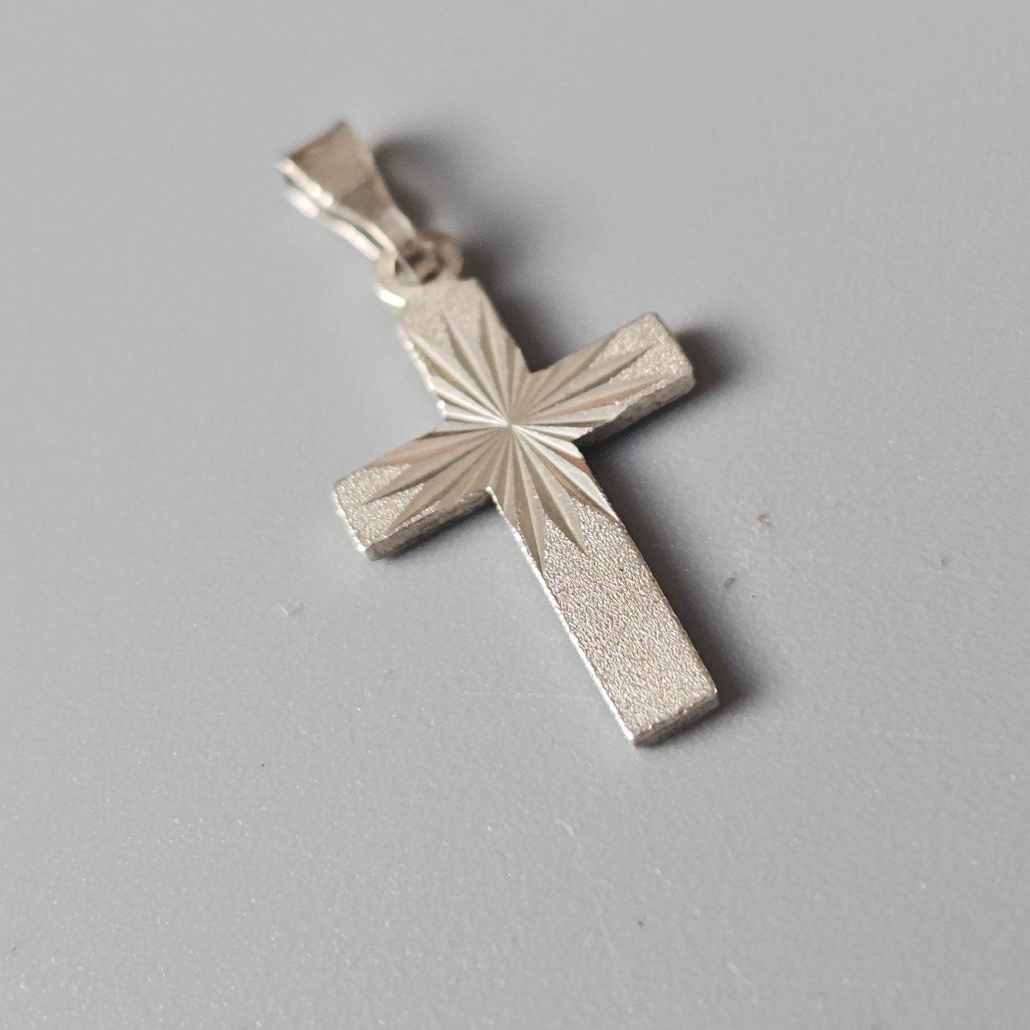 90s Vintage Finnish Diamond Cut Sterling Silver Cross Charm Necklace Pendant 1996