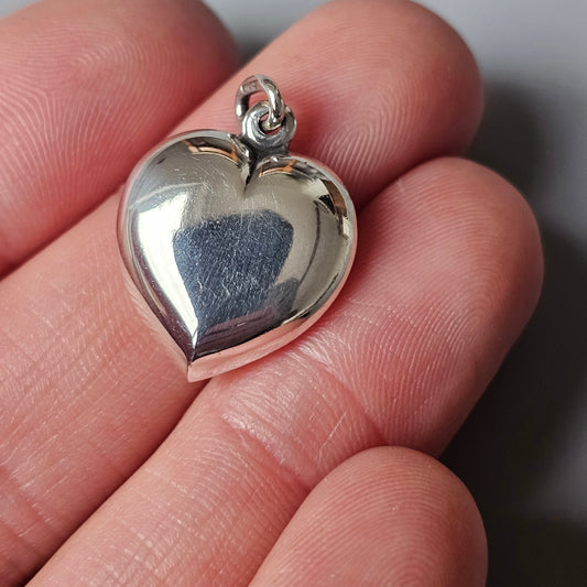 Vintage 60s 70s Finnish 830 Silver Heart Necklace Pendant
