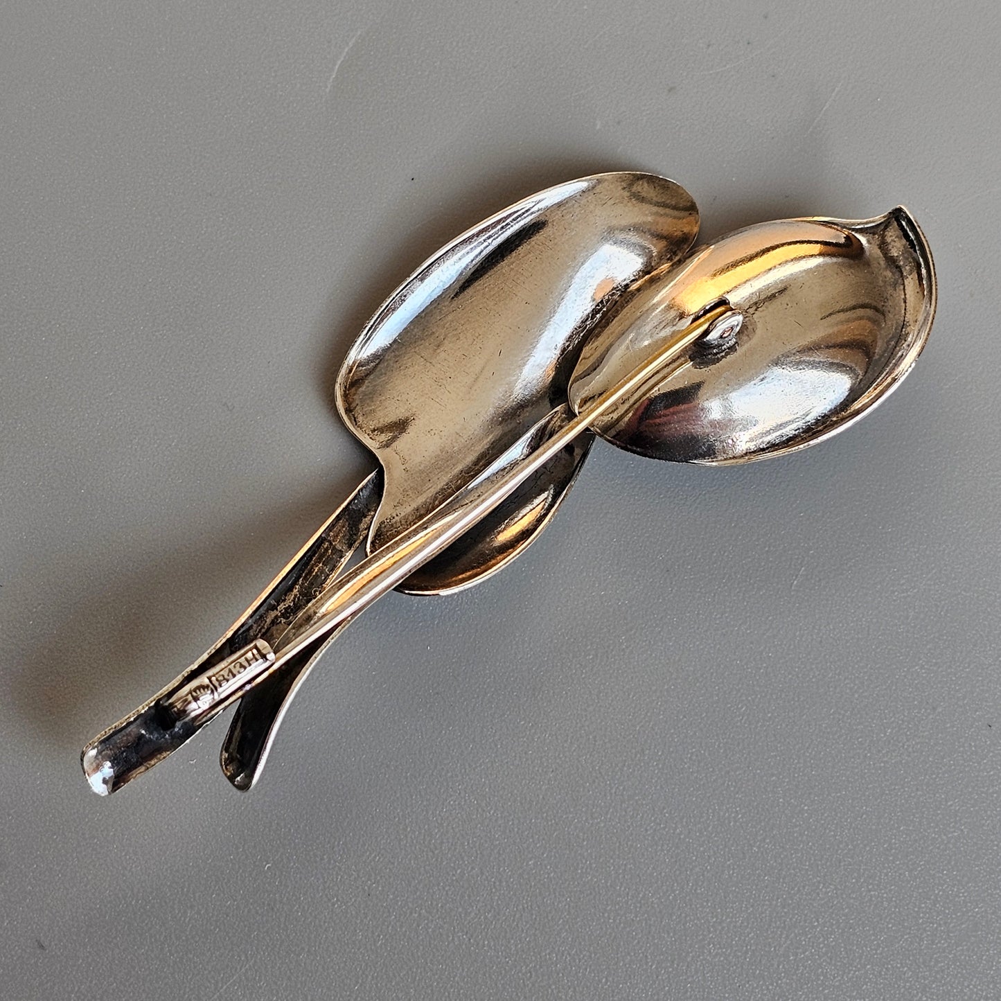 Finnish Modernist 1960s Silver Peace Lily Flower Brooch by Elis Kauppi Kupittaan Kulta