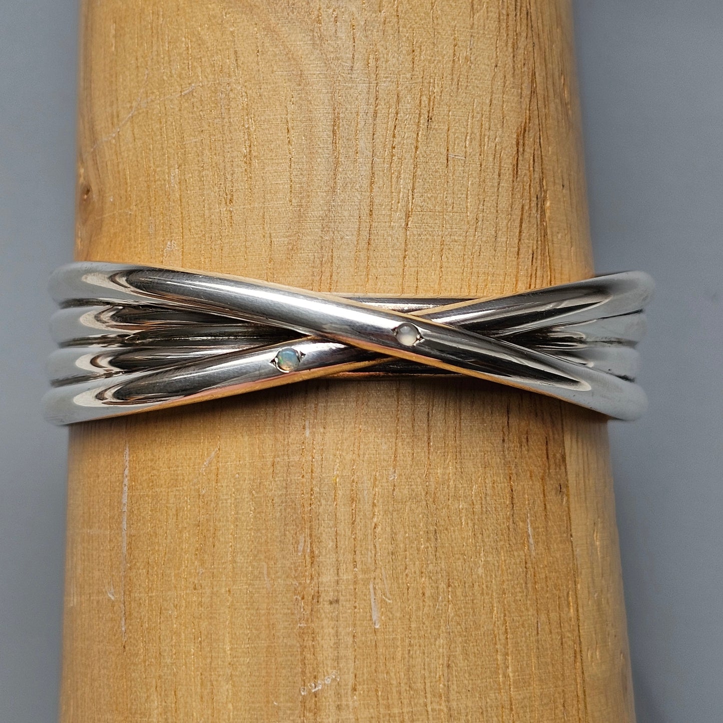 Modern British Sterling Silver Torque Cuff Bangle Bracelet with Opal & Moonstone – Hallmarked 2018