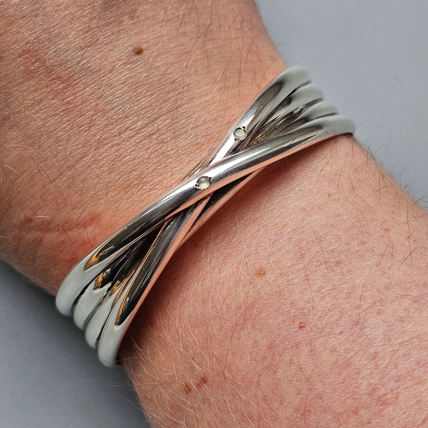 Modern British Sterling Silver Torque Cuff Bangle Bracelet with Opal & Moonstone – Hallmarked 2018