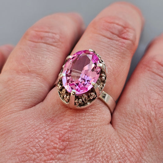 Vintage Finnish Modernist Brutalist Silver & Lab Created Pink Sapphire Ring By Martti Viikinniemi 1968