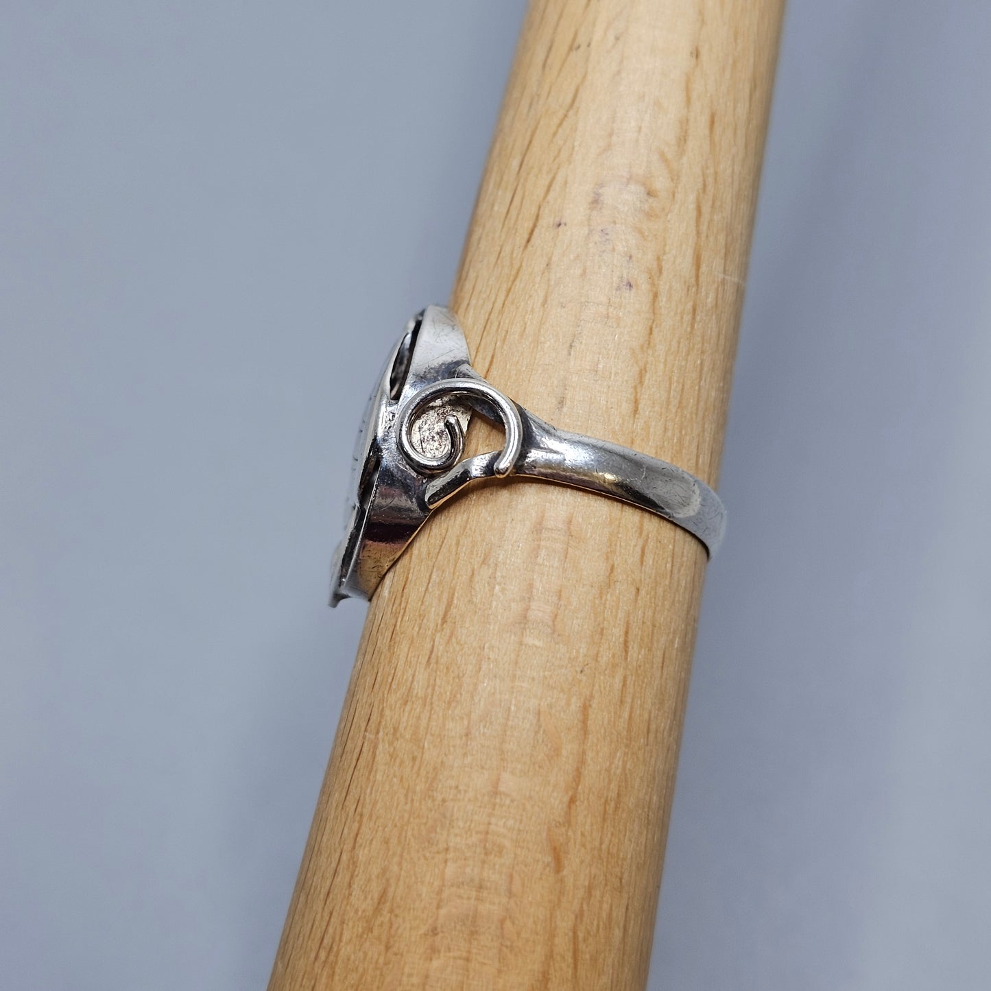 Vintage Art Deco Danish Silver Ring — 1940s WW2 Era — Size R 1/2 UK Size 8.75 US