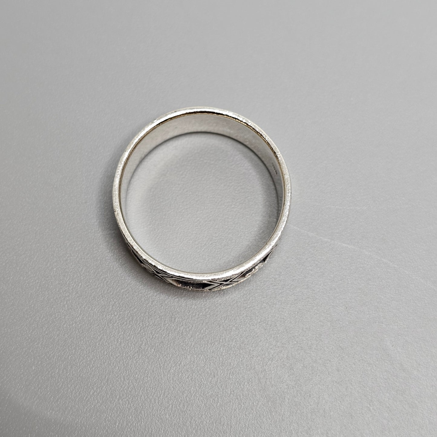 Vintage Modernist Sterling Silver Geometric Band Ring - UK Ring Size X 1/2 -  US Ring Size 11.75