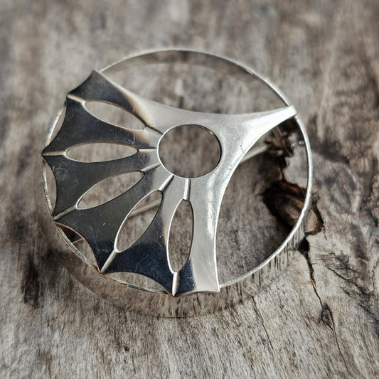 1970 Finnish Modernist Silver Brooch by Edvard Kinni — Organic Design