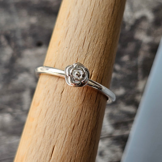 Hans Henrik Nygaard Danish 925 Sterling Silver Stacking Ring HHN Flower