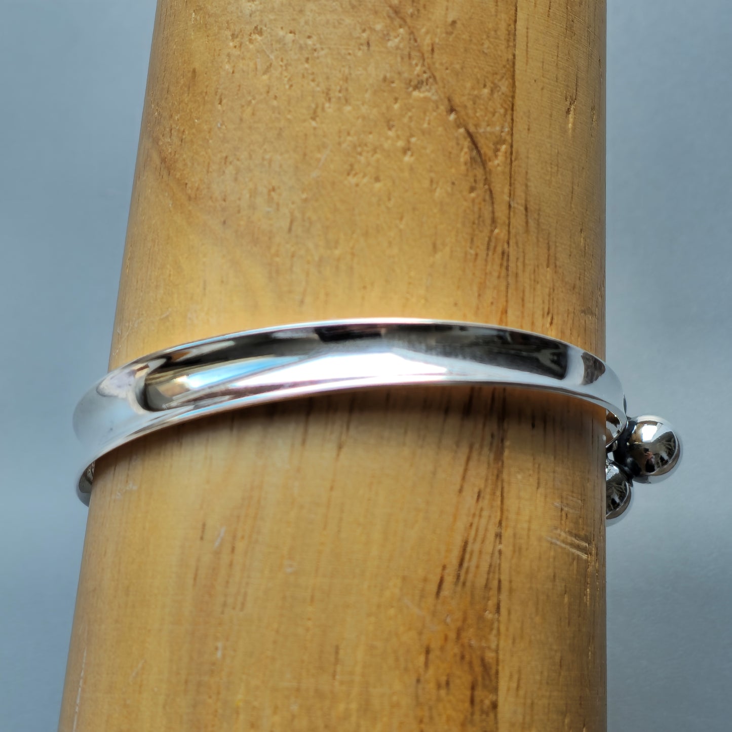1960s Modernist Finnish Silver Balls Bracelet Bangle by Erik Granit & Co 1965