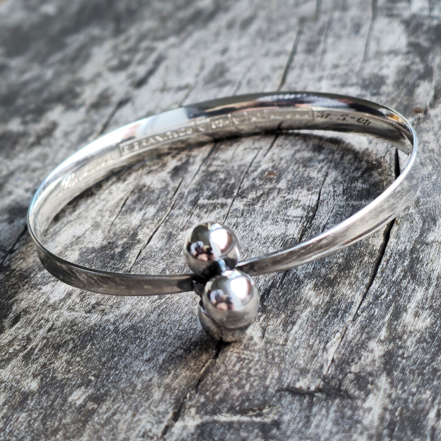 1960s Modernist Finnish Silver Balls Bracelet Bangle by Erik Granit & Co 1965
