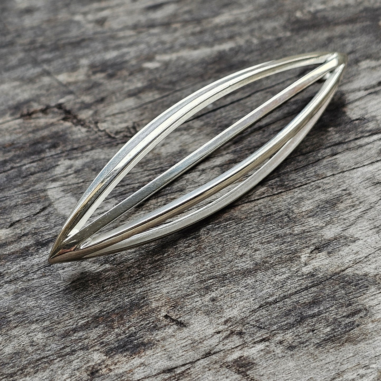 Finnish Modernist Open-Form Design Sterling Silver Brooch by Kaunis Koru