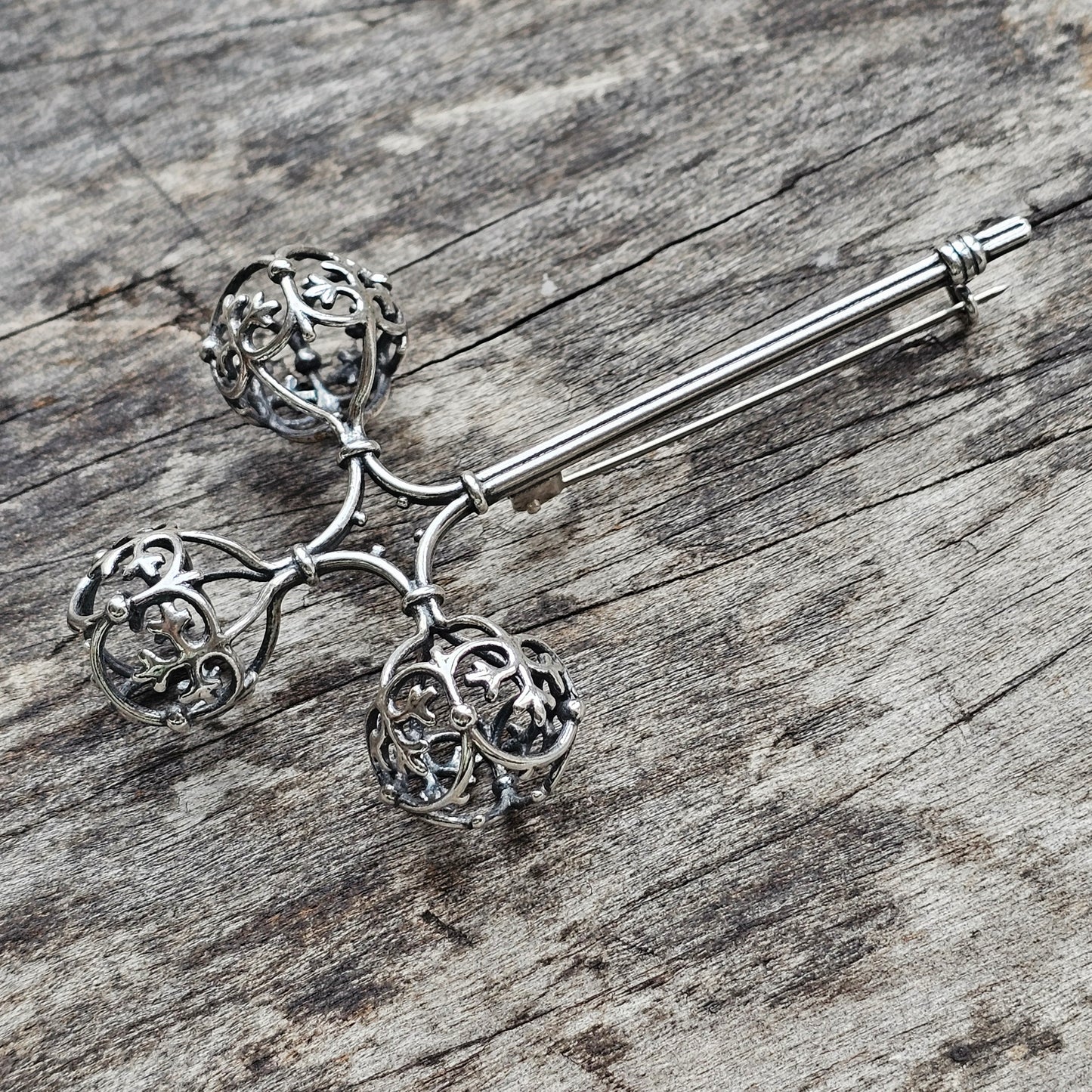 Kalevala Koru Elias Lönnrot Commemorative Sterling Silver Brooch - 200th Anniversary - Finnish Design by Kirsti Doukas 2002