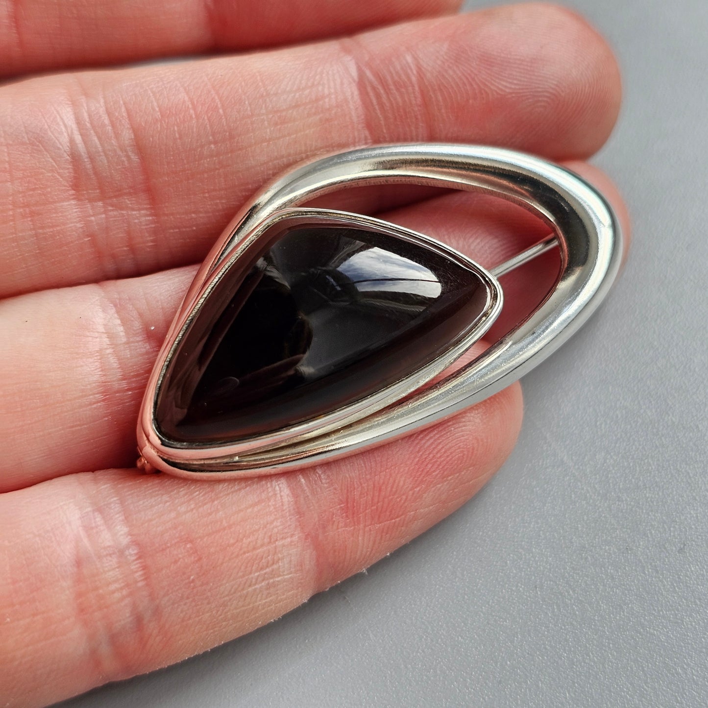 1960s Finnish Modernist Silver Brooch with Smoky Quartz — Erik Granit & Co 1962