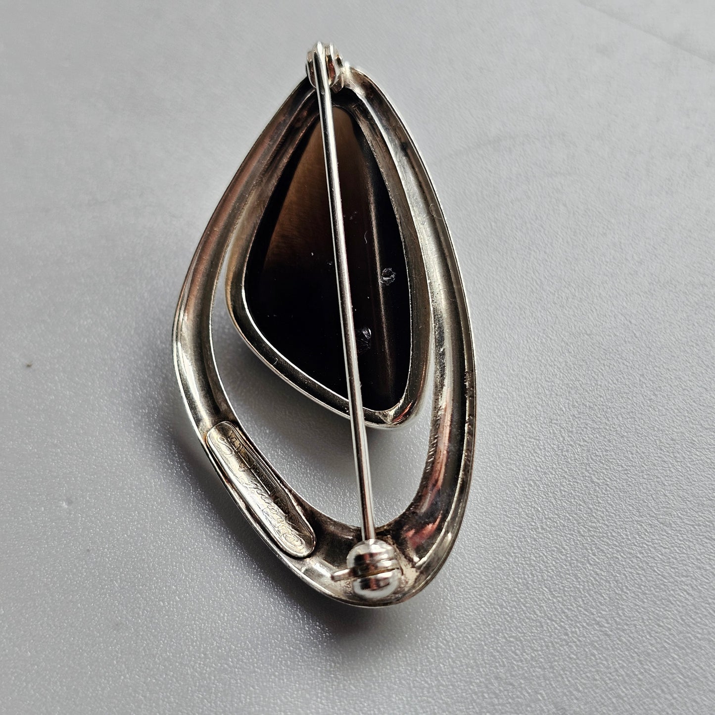 1960s Finnish Modernist Silver Brooch with Smoky Quartz — Erik Granit & Co 1962
