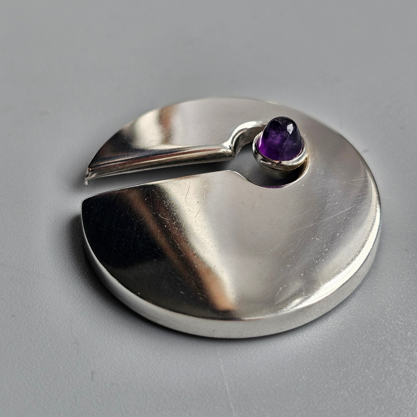 Vintage Modernist Finnish Silver & Amethyst Brooch by Holger Lindström 1964