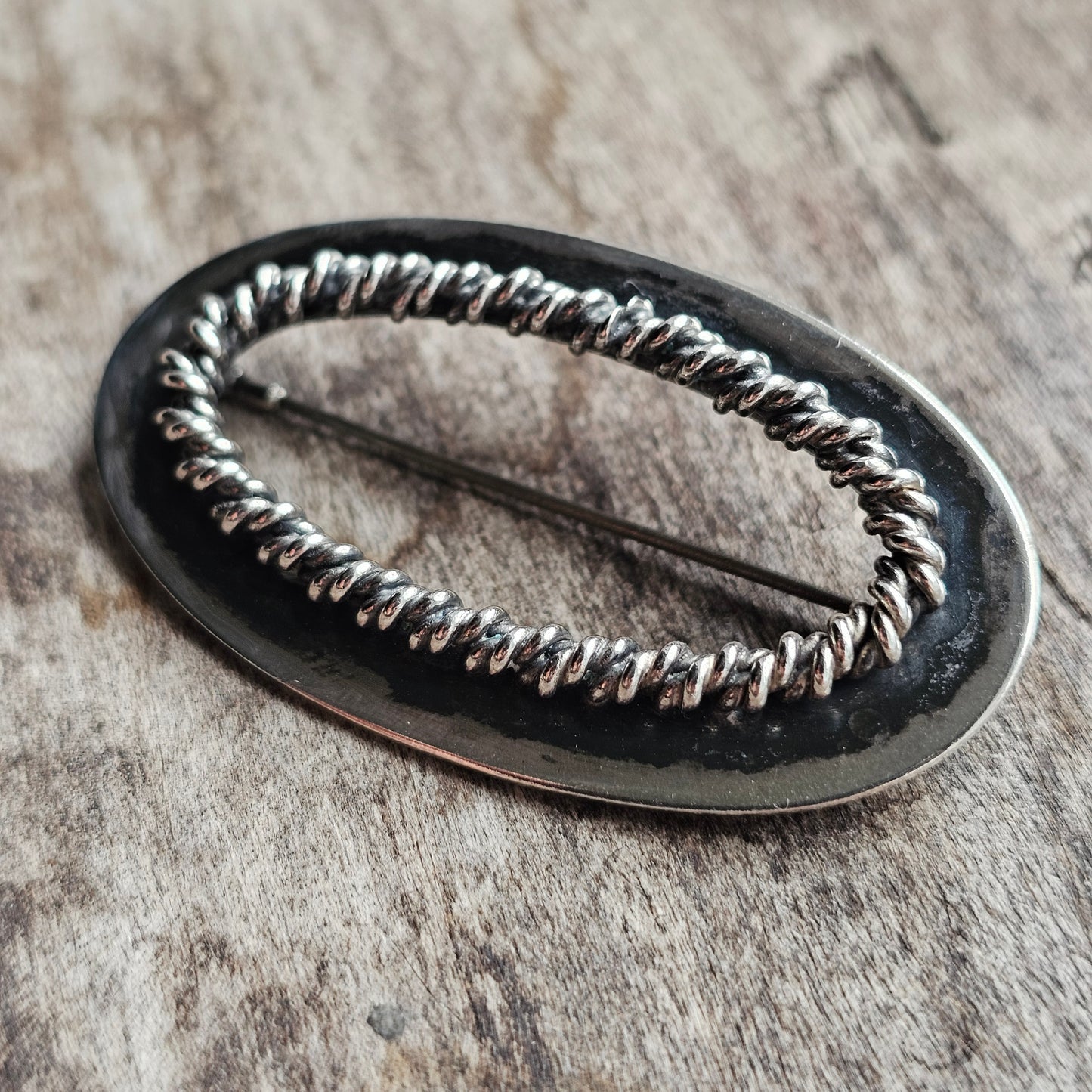 Väinö Hamara Finnish Modernist Silver Brooch — 1960s Scandinavian Design