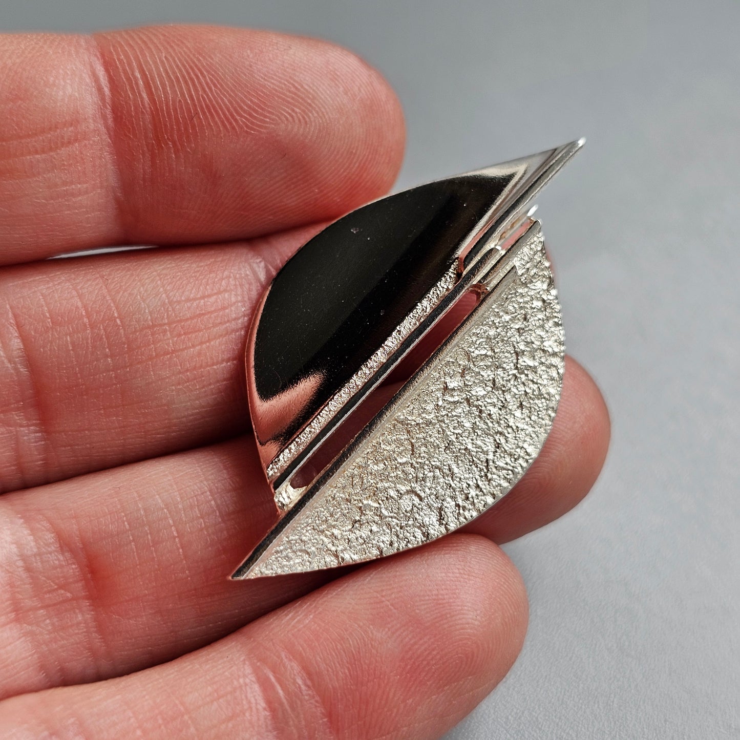 Finnish Sterling Silver Modernist Brooch by Riita Hakala & Tammen Koru