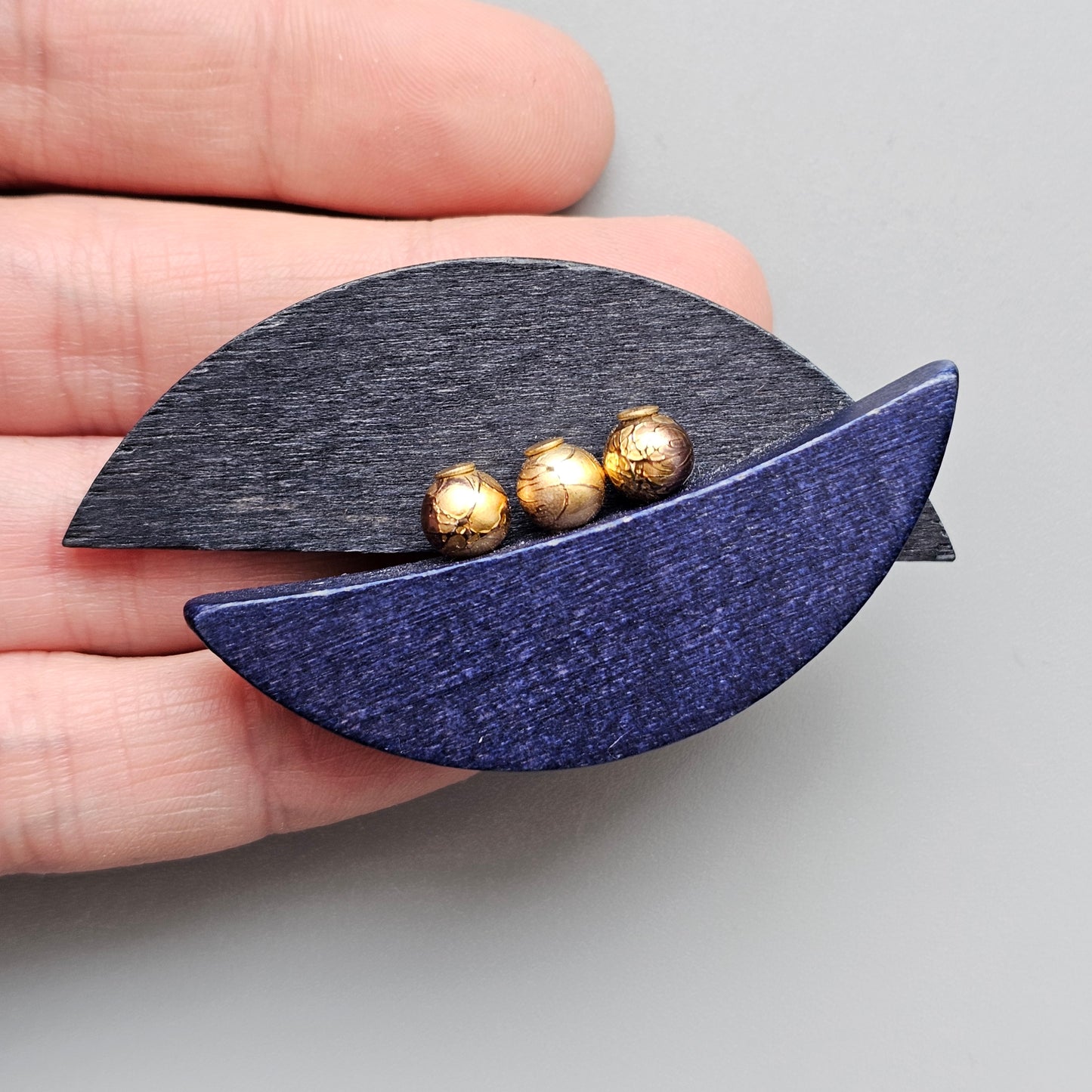 Vintage 1990s Aarikka Finland Blue Wooden Brooch – Modernist Scandinavian Design