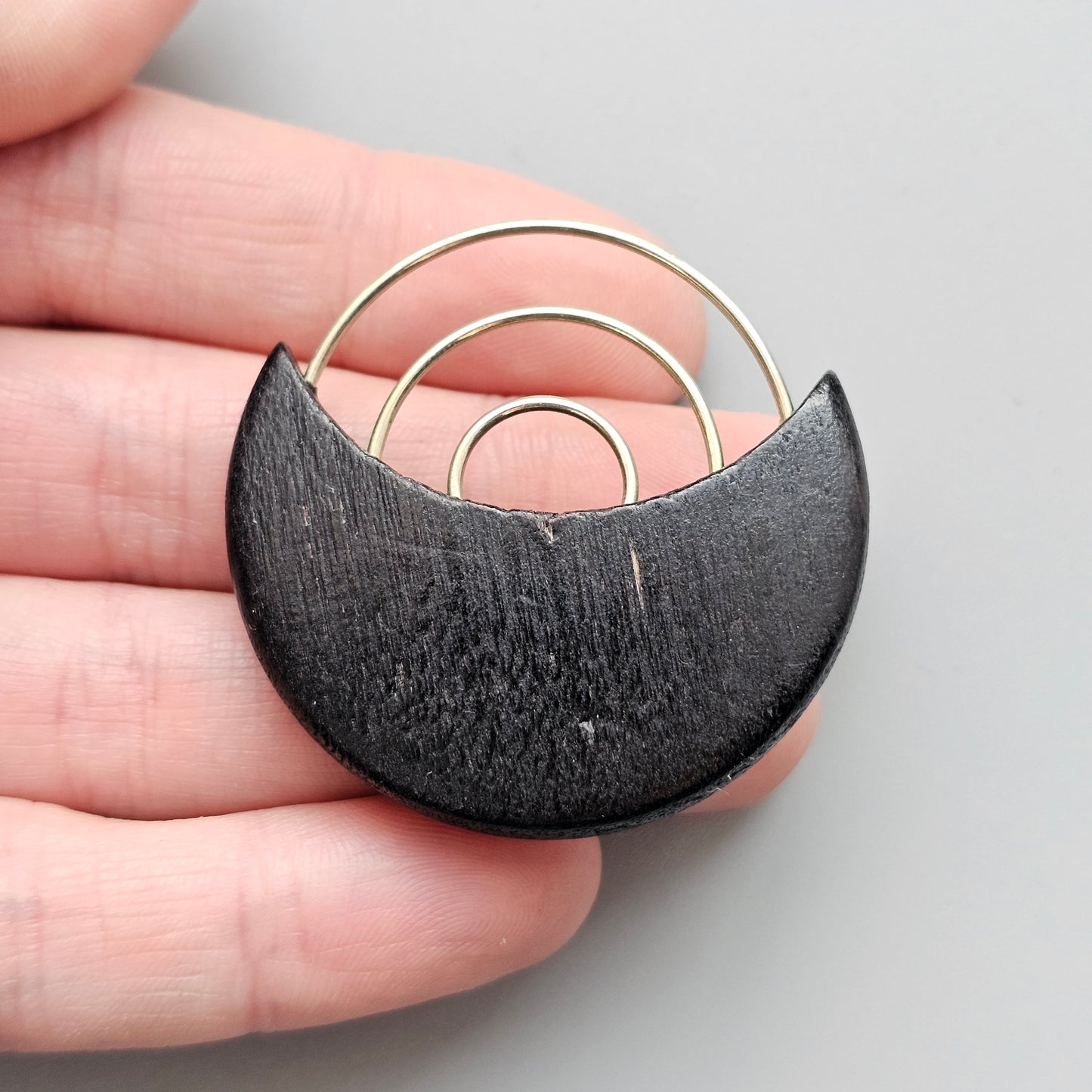 Vintage 1990s Aarikka Finland Black Wooden Brooch – Modernist Scandinavian Design