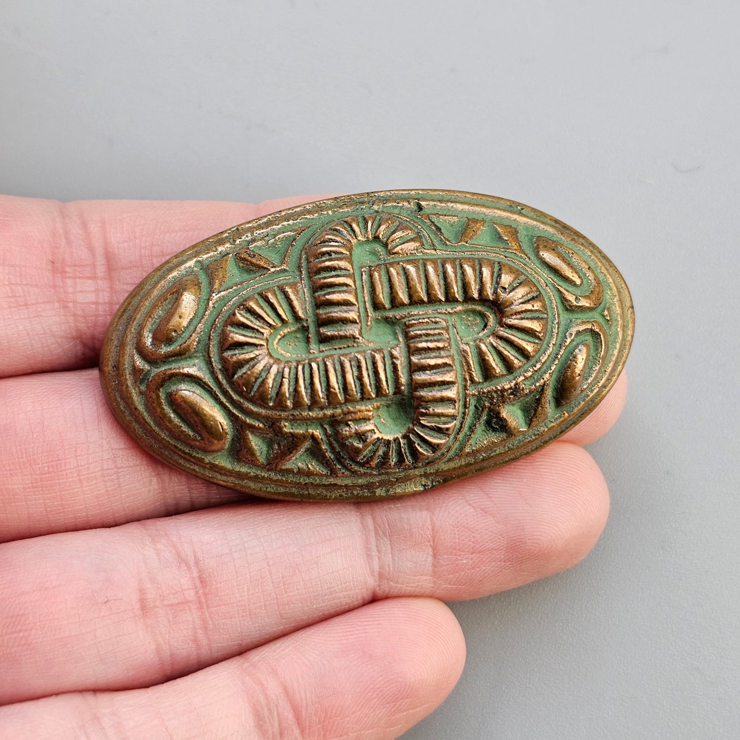 Kalevala Koru Bronze Osmansolki Brooch – Finnish 11th Century Style Oval Shield Brooch