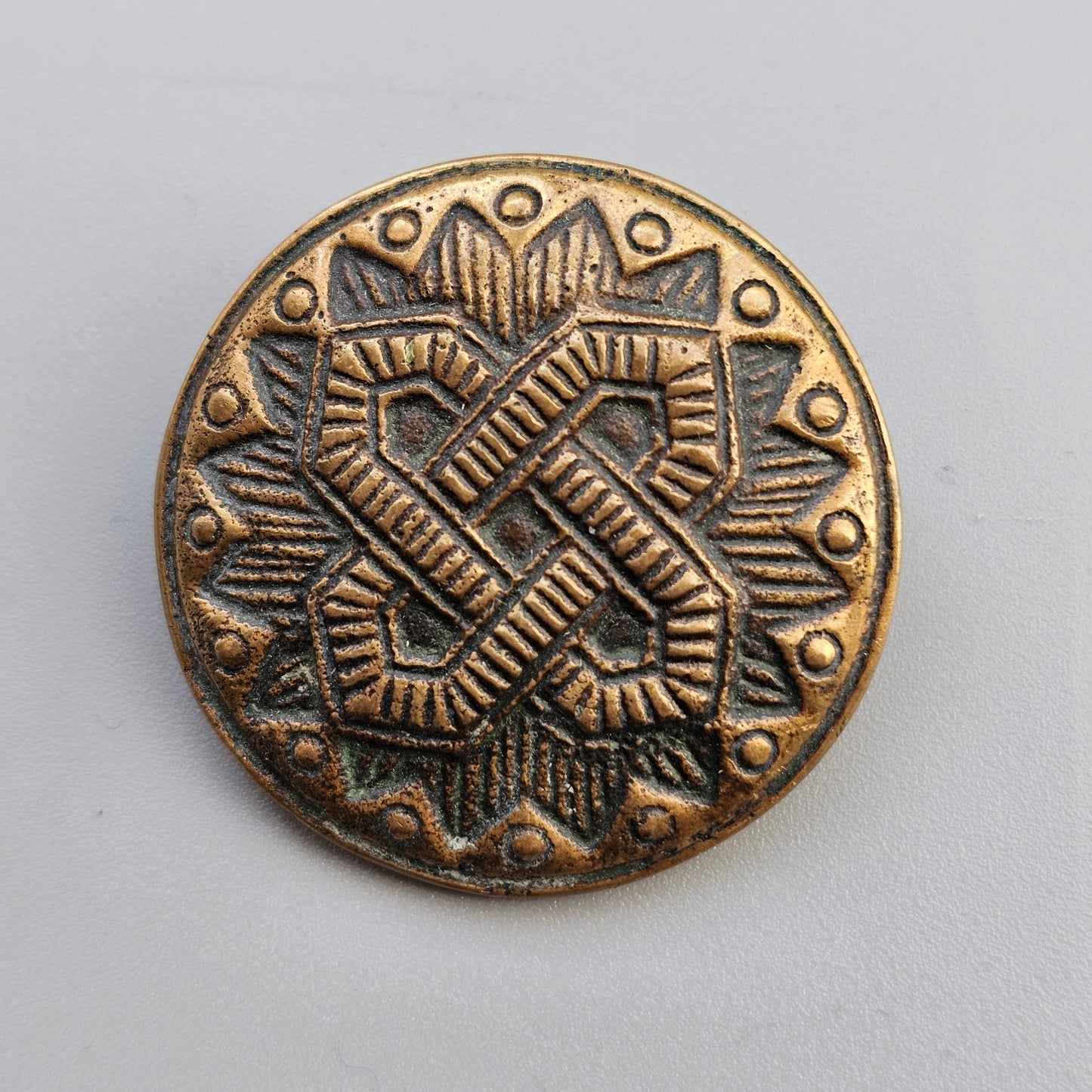 Kalevala Koru Bronze Crusade Era Style Brooch with Solomon’s Knot – Finnish 12th Century Inspired Design