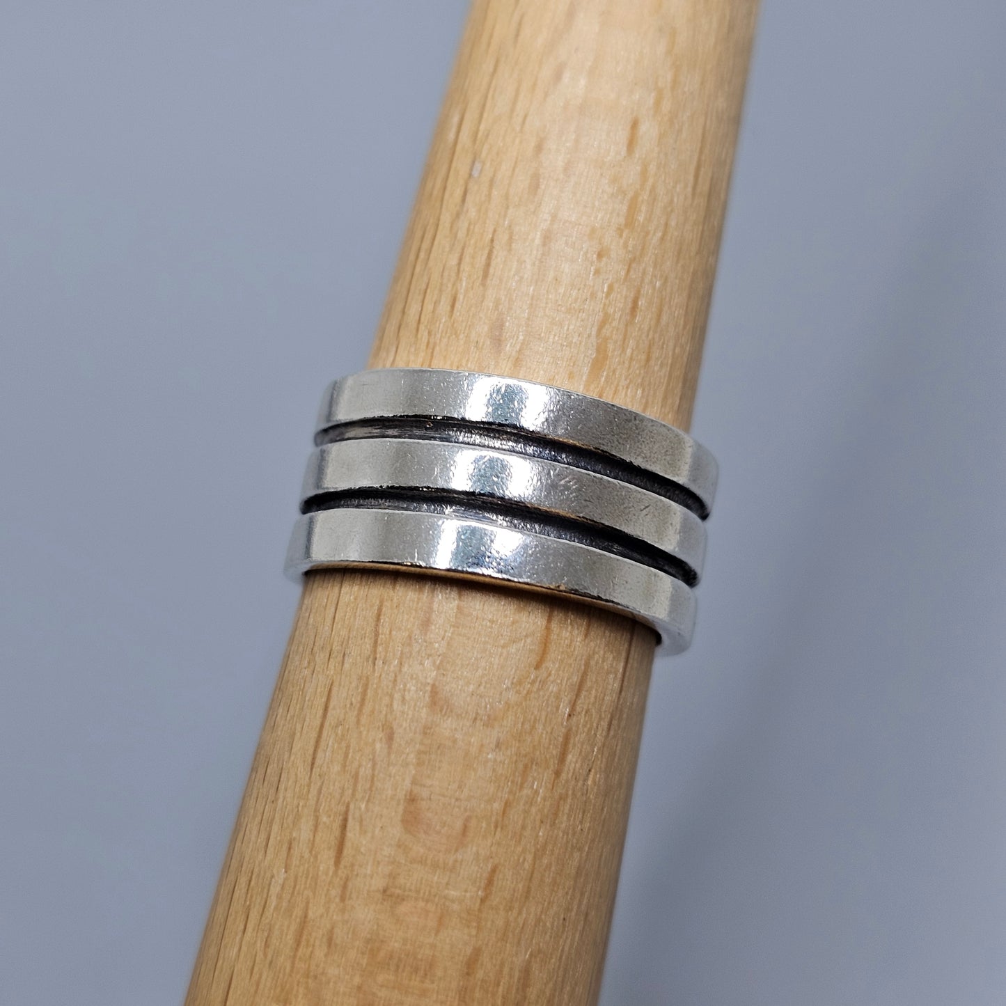 Vintage Finnish Sterling Silver Striped Ring Band - UK Ring Size M 1/2 - US Ring Size 6.25