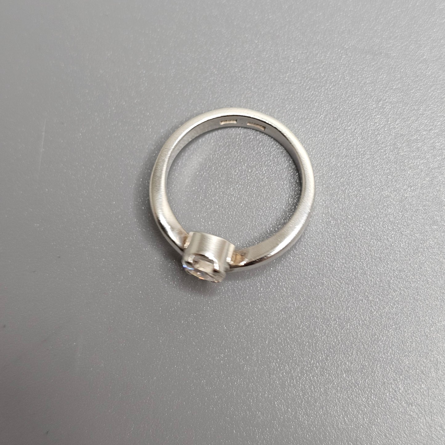 Vintage Finnish Sterling Silver Wishbone Ring with Cubic Zirconia - UK Ring Size O -  US Ring Size 7