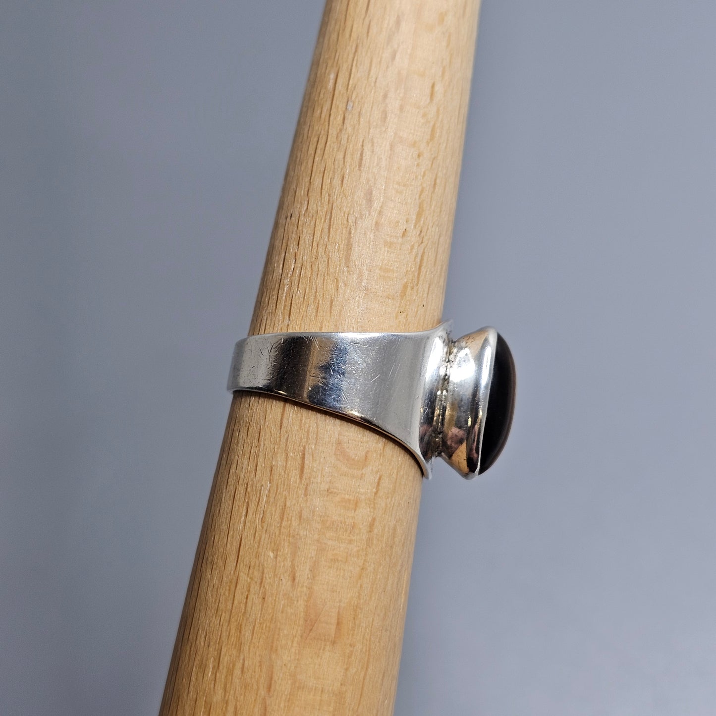 1960s Finnish Silver & Tiger’s Eye Modernist Ring — Kultaseppä Salovaara - UK Ring Size O -  US Ring Size 7 - 1962