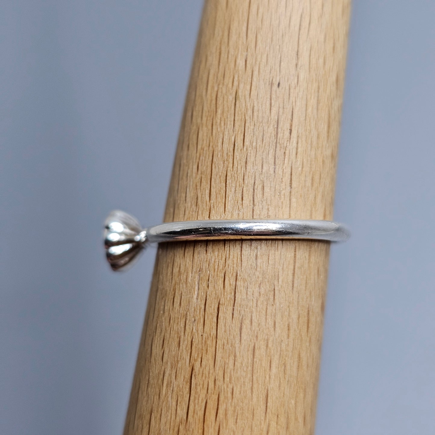 Danish Sterling Silver Black Enamel Daisy Flower Stacking Ring by Spinning – Hans Henrik Nygaard