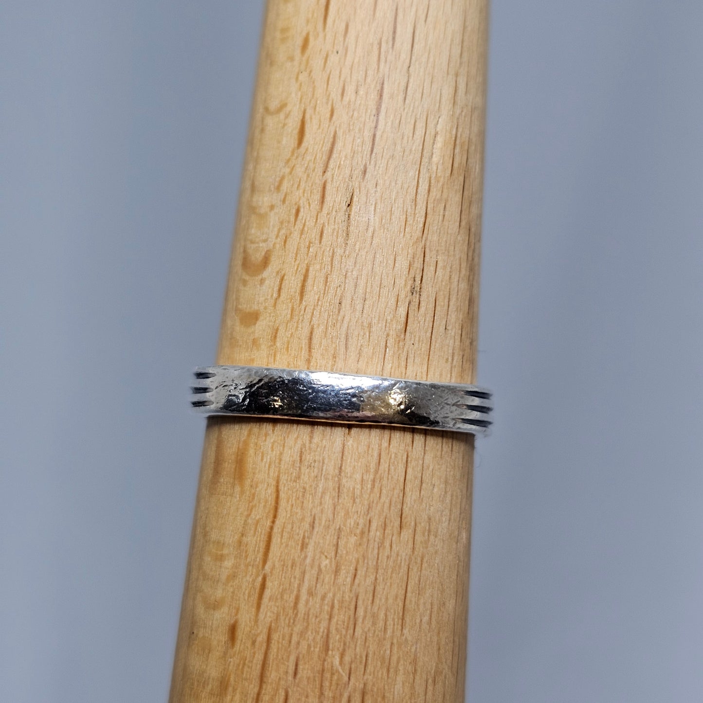 Vintage Finnish Medieval / Viking Style Sterling Silver Ring - UK Ring Size Q -  US Ring Size 8