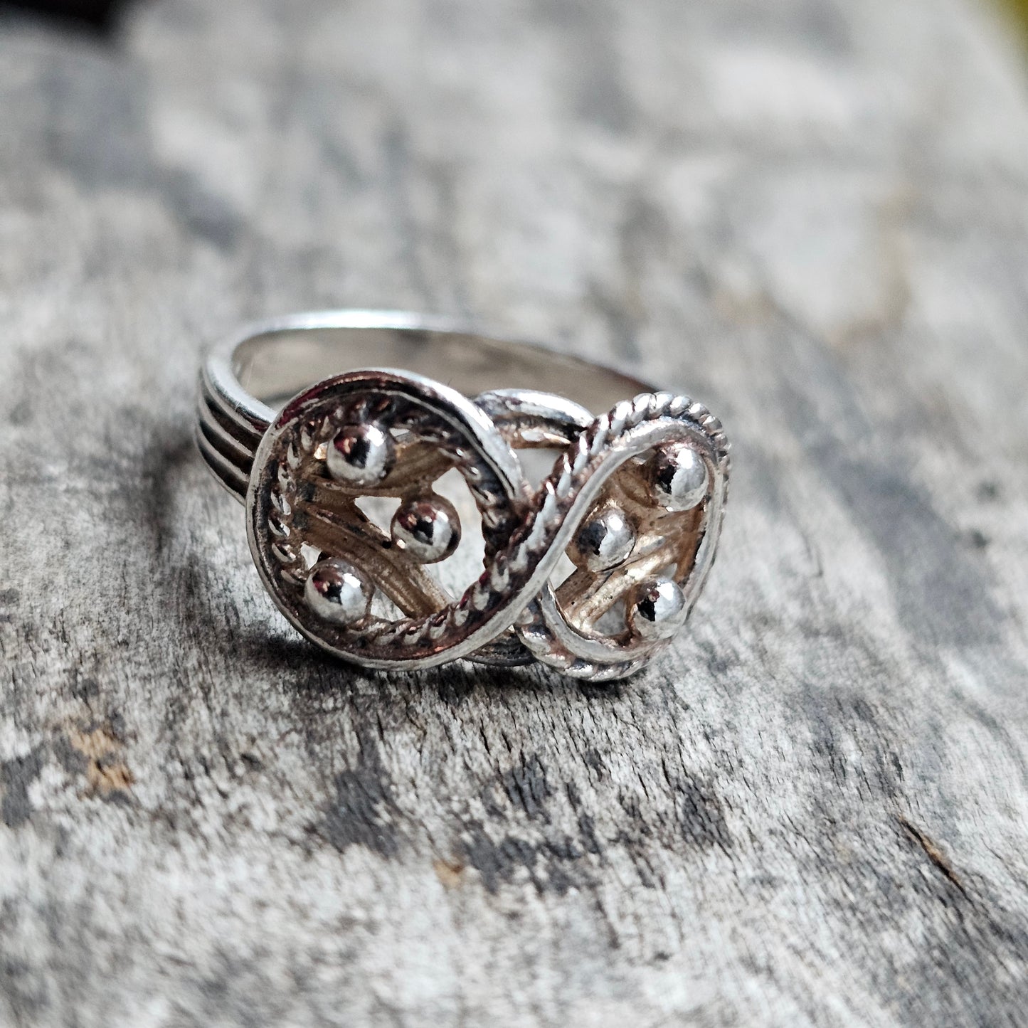 Vintage Finnish Medieval / Viking Style Sterling Silver Ring - UK Ring Size Q -  US Ring Size 8