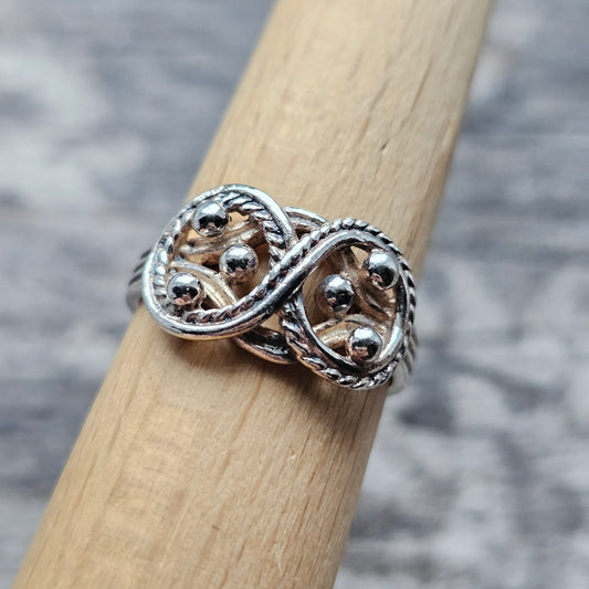 Vintage Finnish Medieval / Viking Style Sterling Silver Ring - UK Ring Size Q -  US Ring Size 8