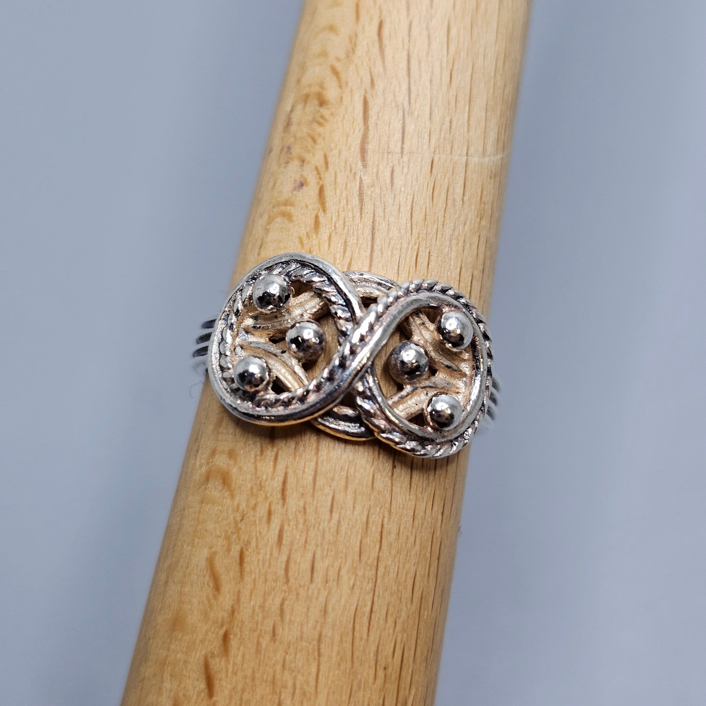 Vintage Finnish Medieval / Viking Style Sterling Silver Ring - UK Ring Size Q -  US Ring Size 8