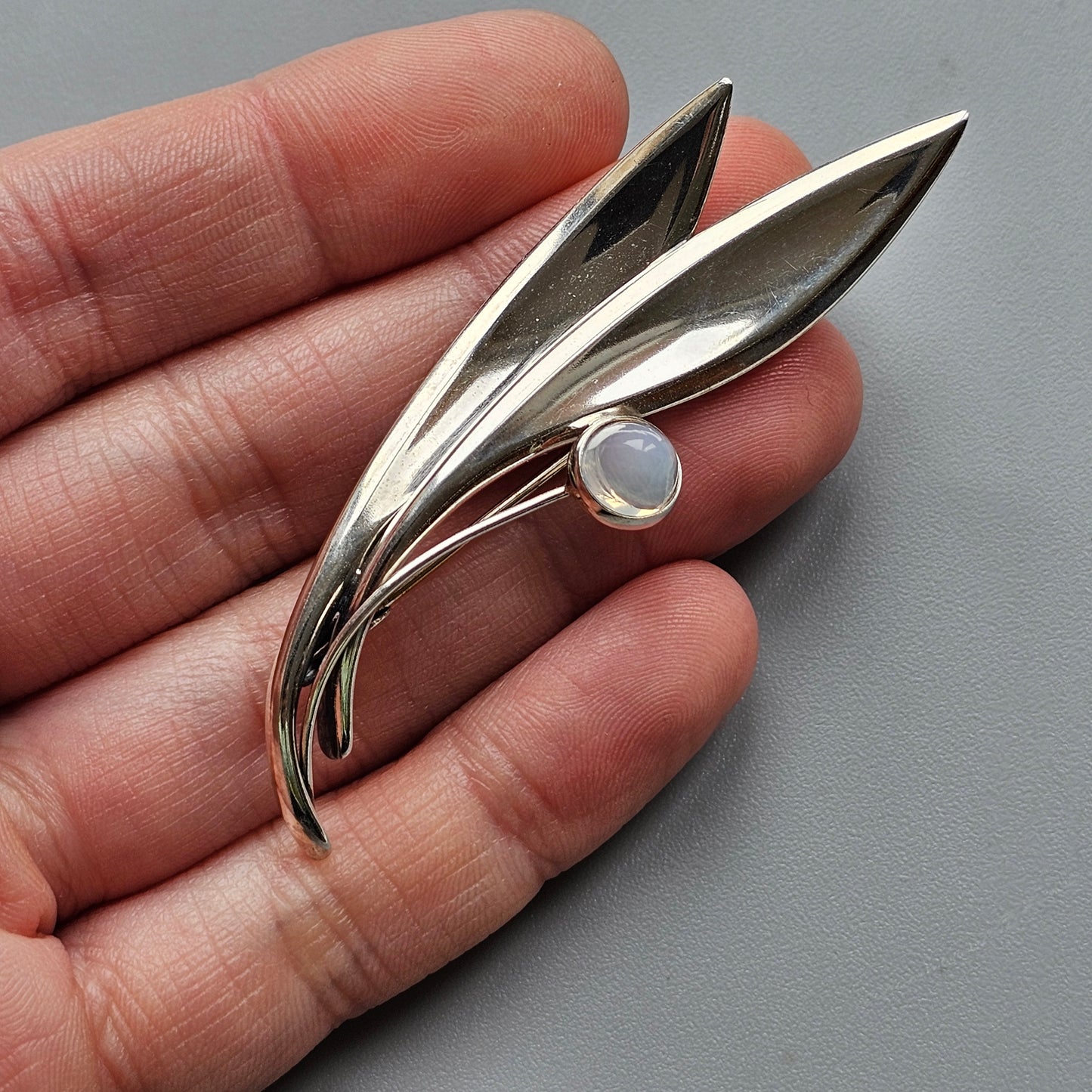 Vintage 60s Modernist Silver Chalcedony Moonstone Flower Brooch Elis Kauppi Kupittaan Kulta 1960