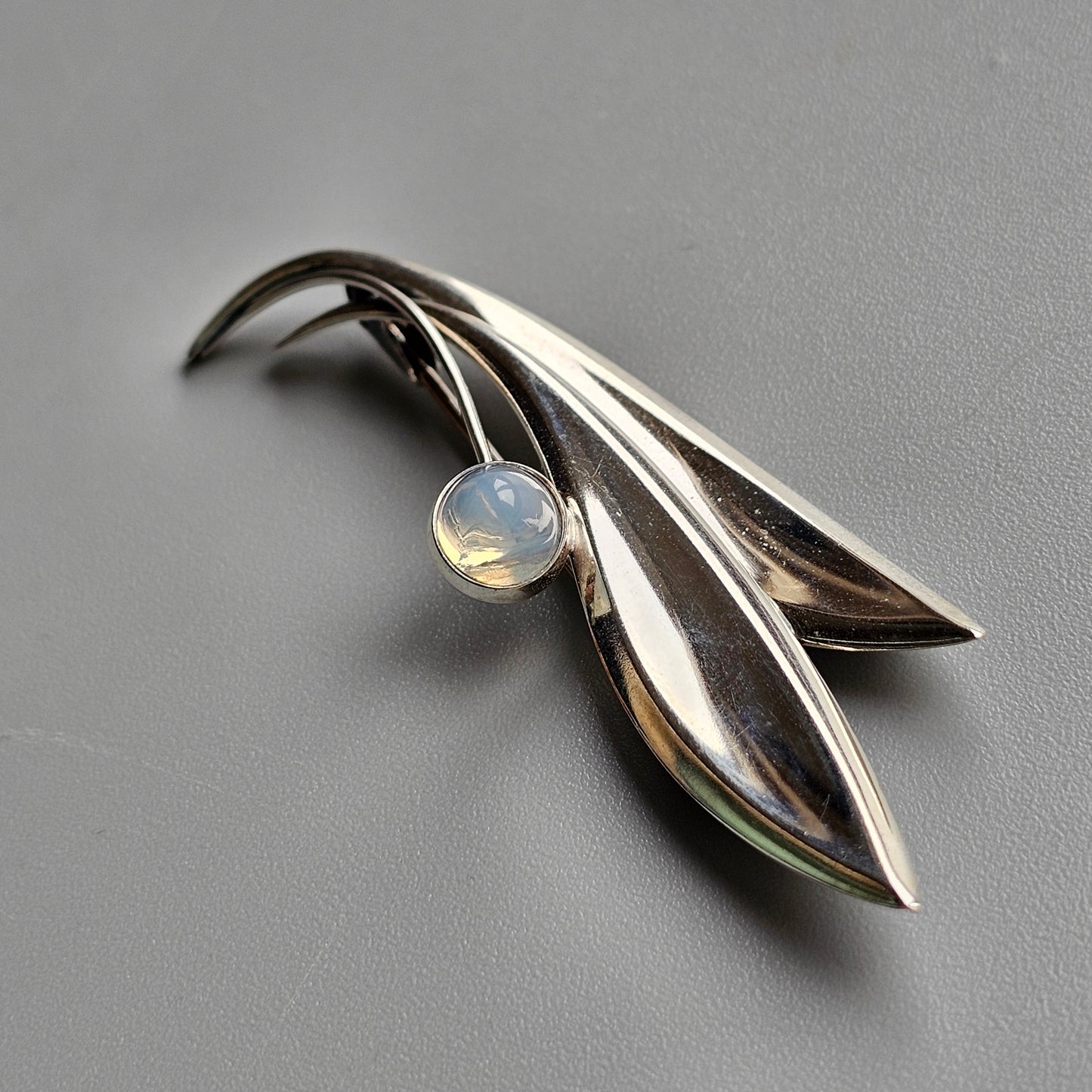 Vintage 60s Modernist Silver Chalcedony Moonstone Flower Brooch Elis Kauppi Kupittaan Kulta 1960