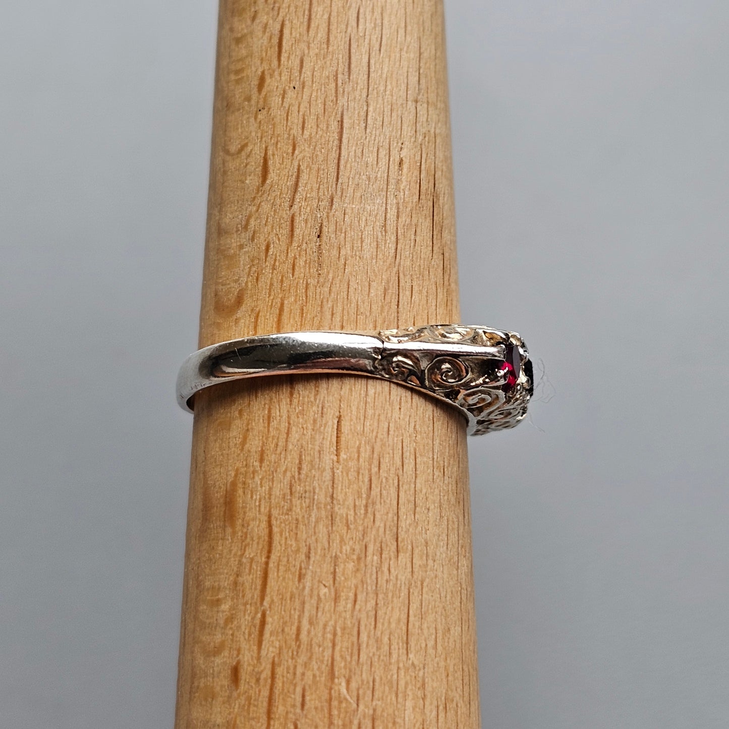 Vintage 1970 Sterling Silver Red Paste & Crystal Ring – Seven-Stone Band - UK Size Q / US Size 8 - Hallmarked 1978