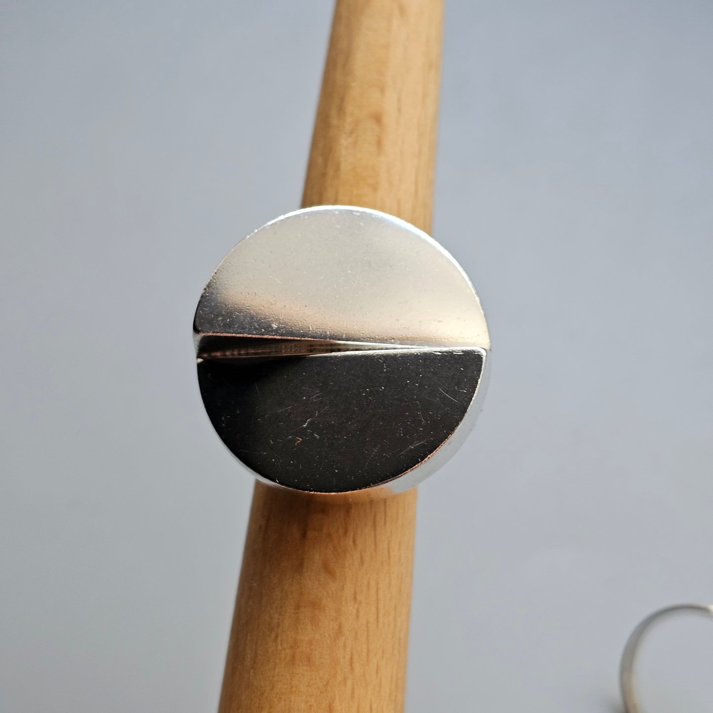 Vintage 1970s Finnish Modernist Sterling Silver Ring by Auran Kultaseppä — Pekka Piekäinen Design- UK Ring Size M 1/2 -  US Ring Size 6.5 - 1971