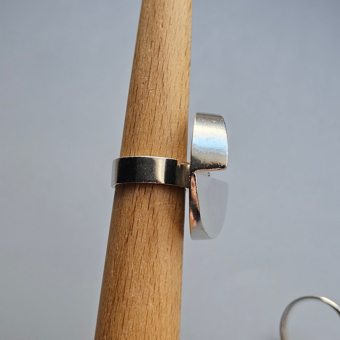 Vintage 1970s Finnish Modernist Sterling Silver Ring by Auran Kultaseppä — Pekka Piekäinen Design- UK Ring Size M 1/2 -  US Ring Size 6.5 - 1971