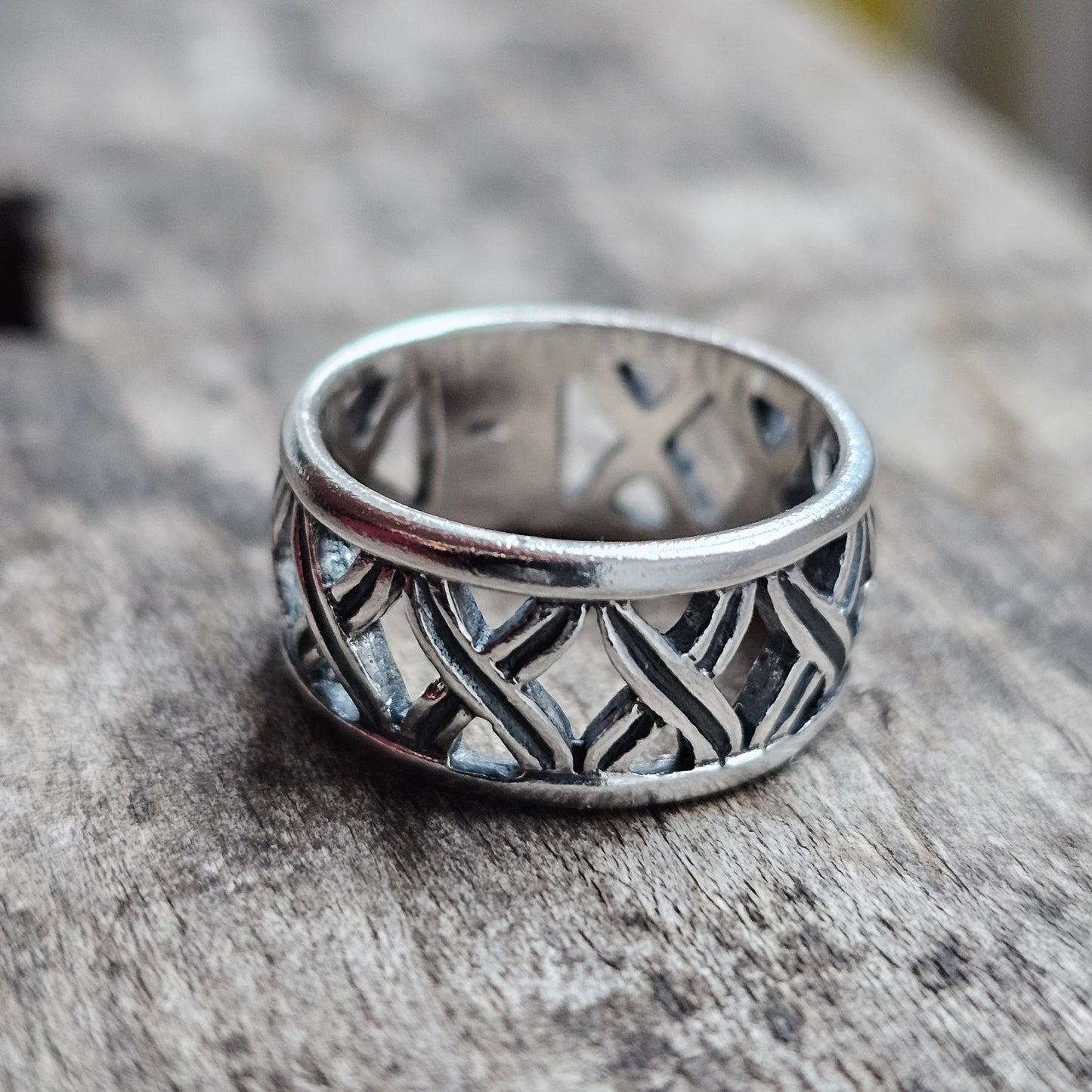 Contemporary Sterling Silver Openwork Band Ring - UK Ring Size  Q 1/2 -  US Ring Size 8.25