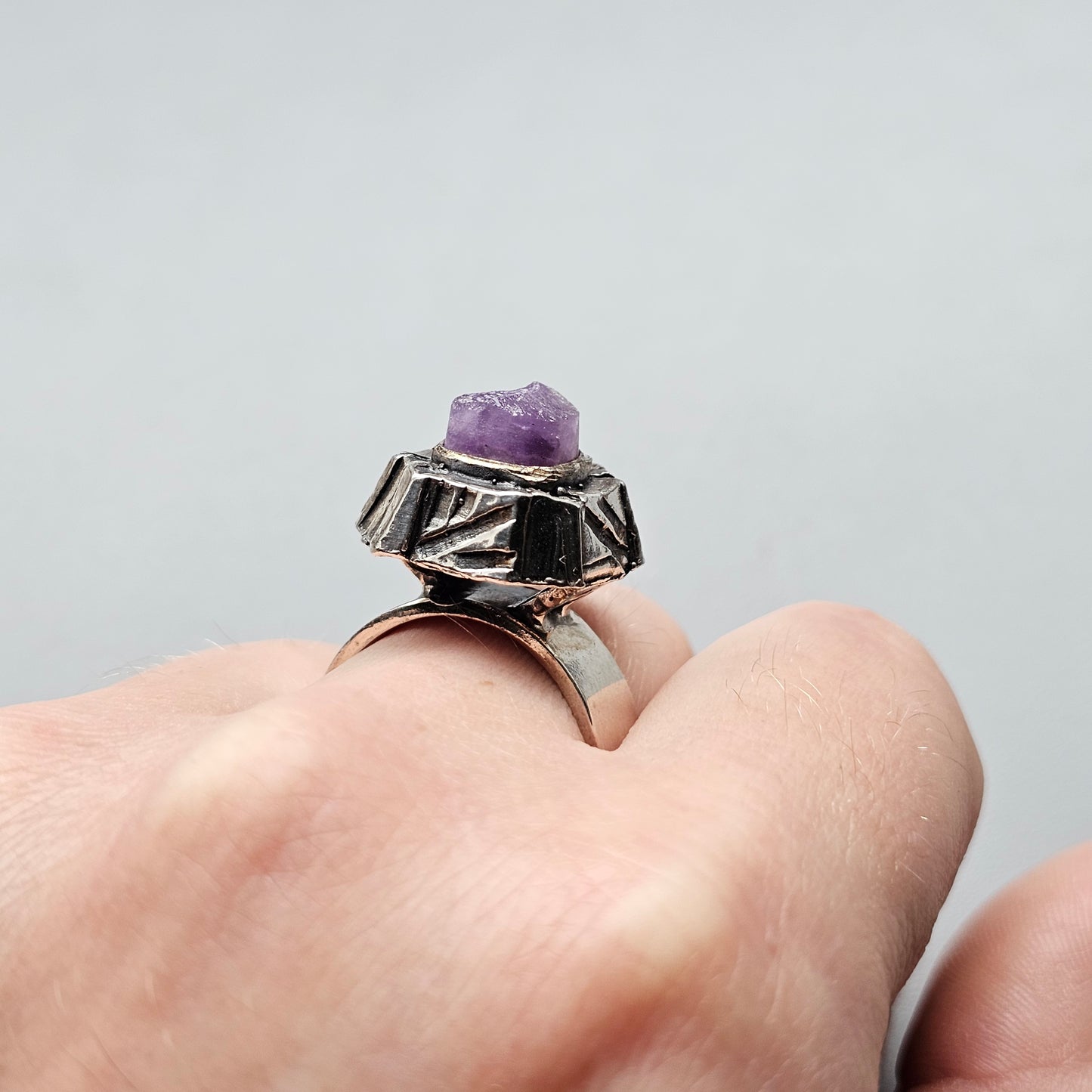 1970s Finnish Pentti Sarpaneva Brutalist Silver & Raw Amethyst “Kelo” Design Ring - UK Ring Size Q -  US Ring Size 8 - 1974