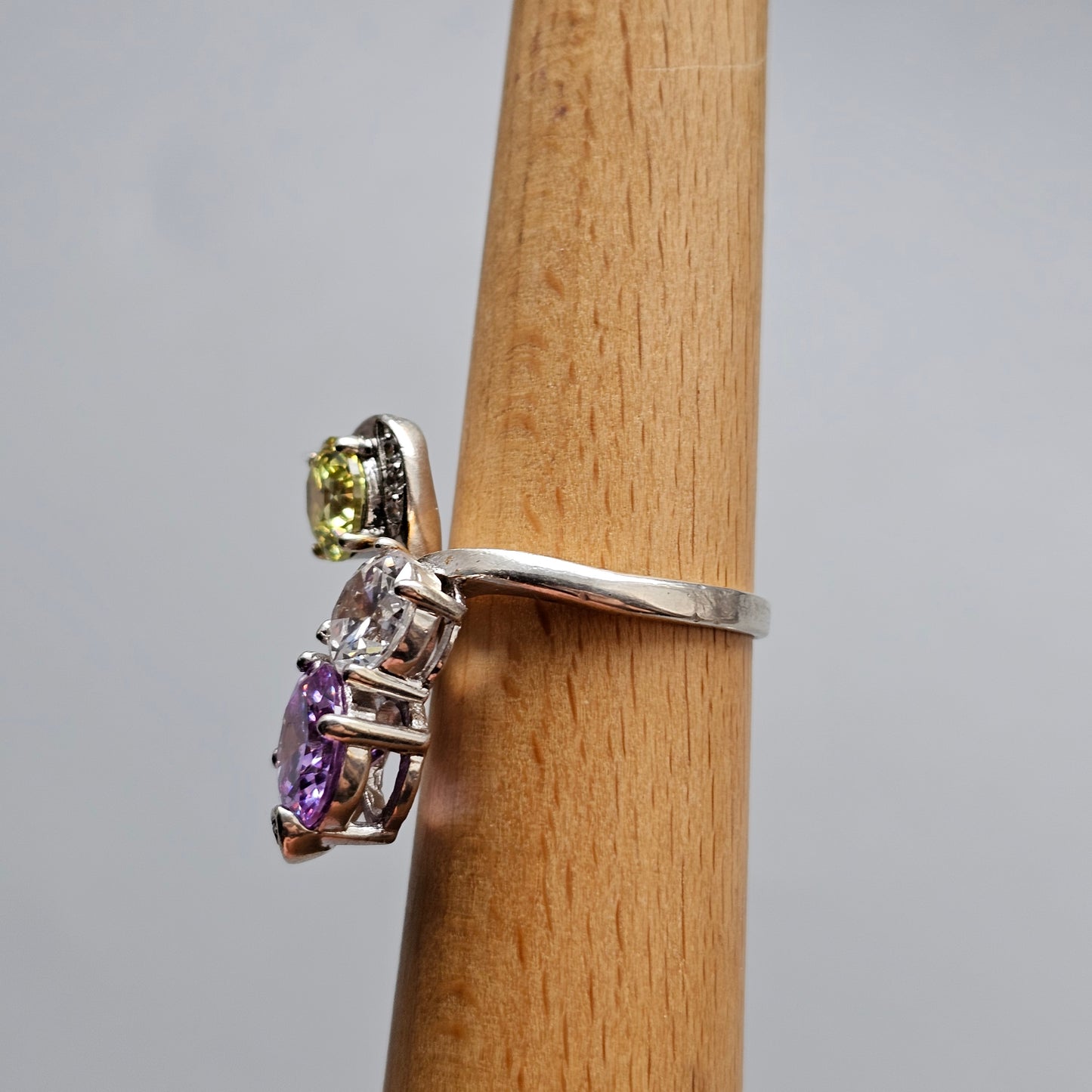 Contemporary Swedish Indo Nordic Sterling Silver & Cubic Zirconia Ring  - UK Ring Size U -  US Ring Size 10