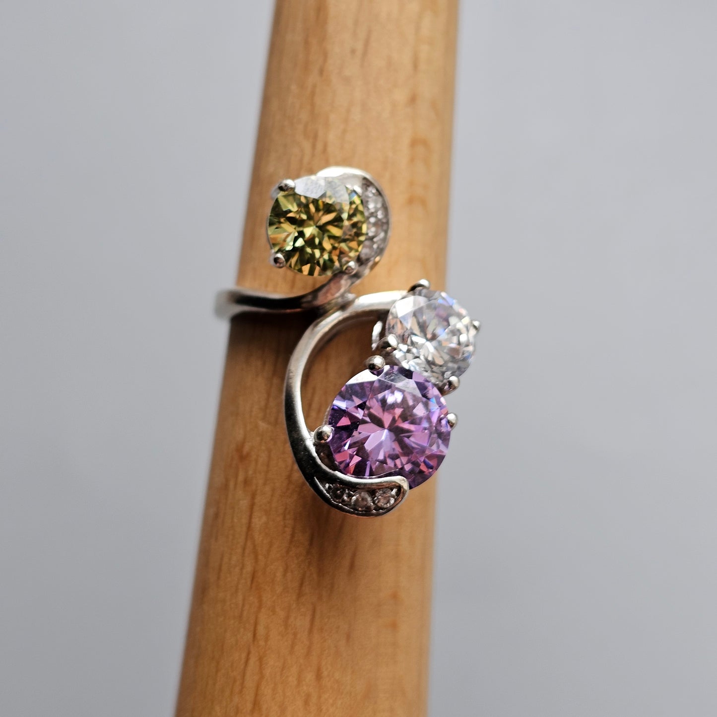 Contemporary Swedish Indo Nordic Sterling Silver & Cubic Zirconia Ring  - UK Ring Size U -  US Ring Size 10