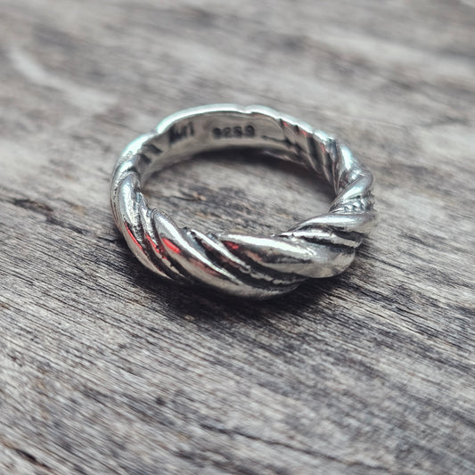 Danish Viking Style Sterling Silver Ring — Kopi Museum Replica - UK Ring Size I 1/2 -  US Ring Size 4.5