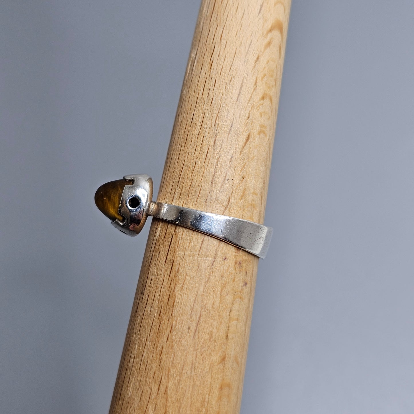 Modernist 1960s Finnish Silver & Tiger’s Eye Ring — Martti Viikinniemi - UK Ring Size M 1/2 -  US Ring Size 6.5 - 1967