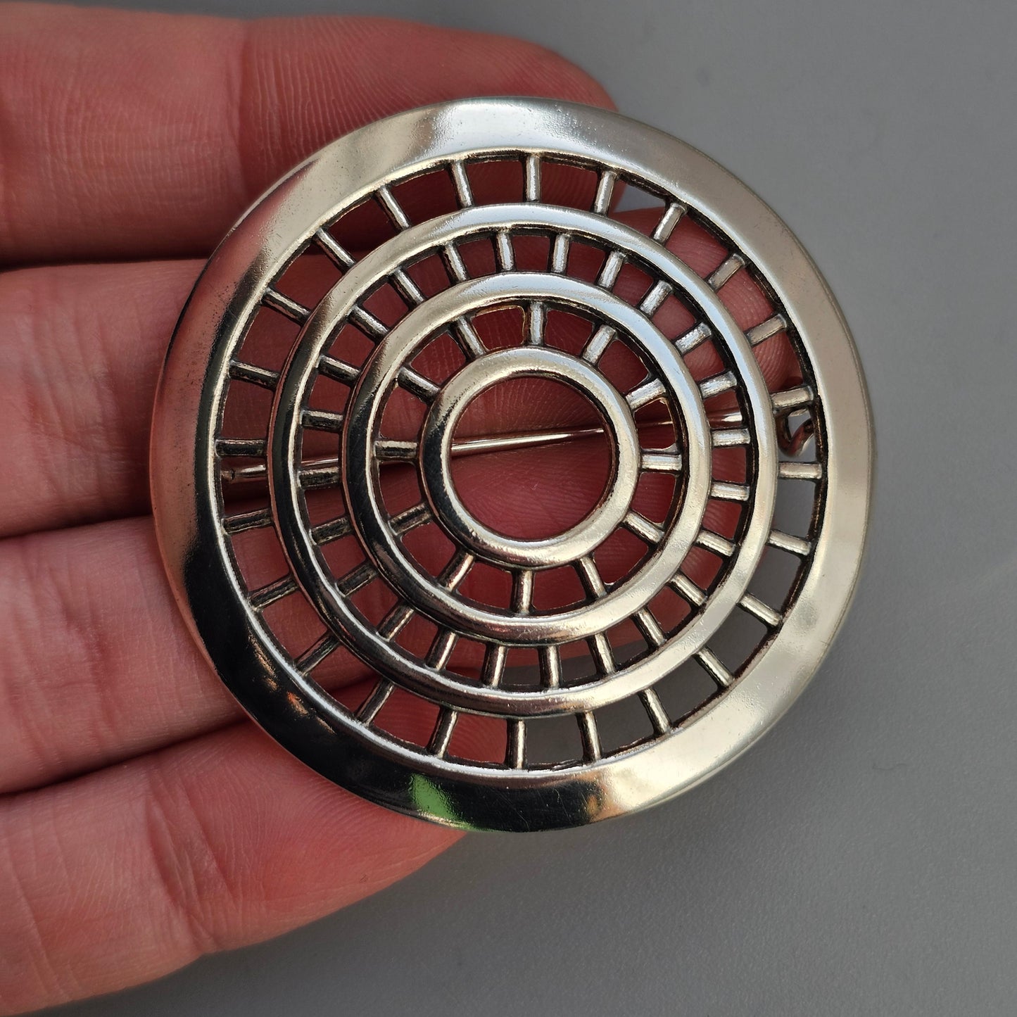 1960s Kalevala Koru Silver Brooch – Finnish Modernist Circular Design, Nordic Silver Jewelry 1965